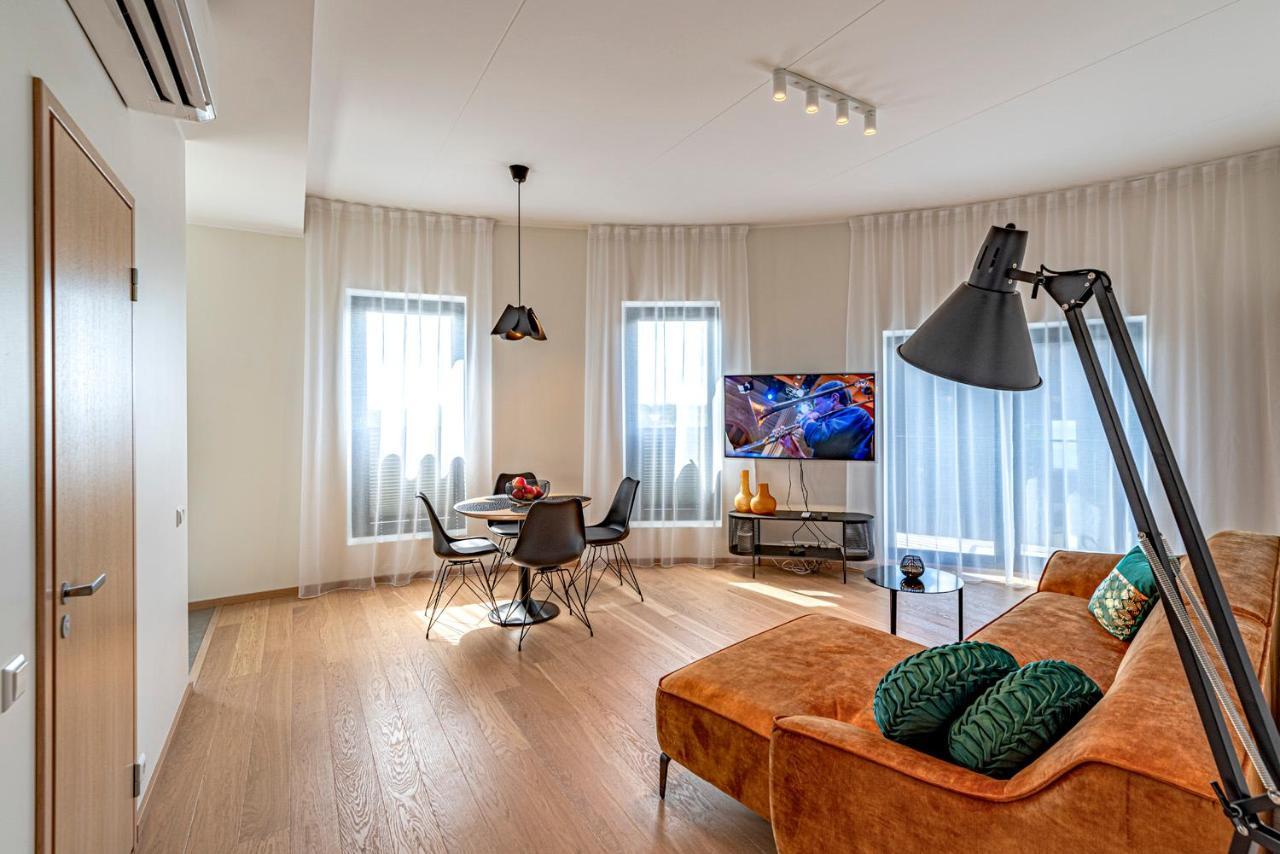 Artisa Riia Str 20B Luxury Penthouse Apartment Tartu Eksteriør bilde